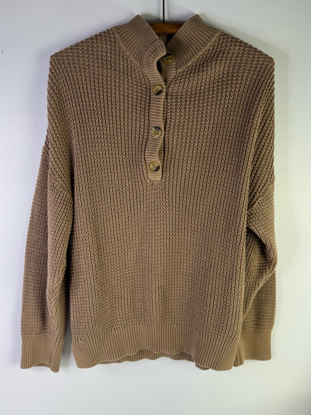 Able pullover organic cotton sweater size medium EUC